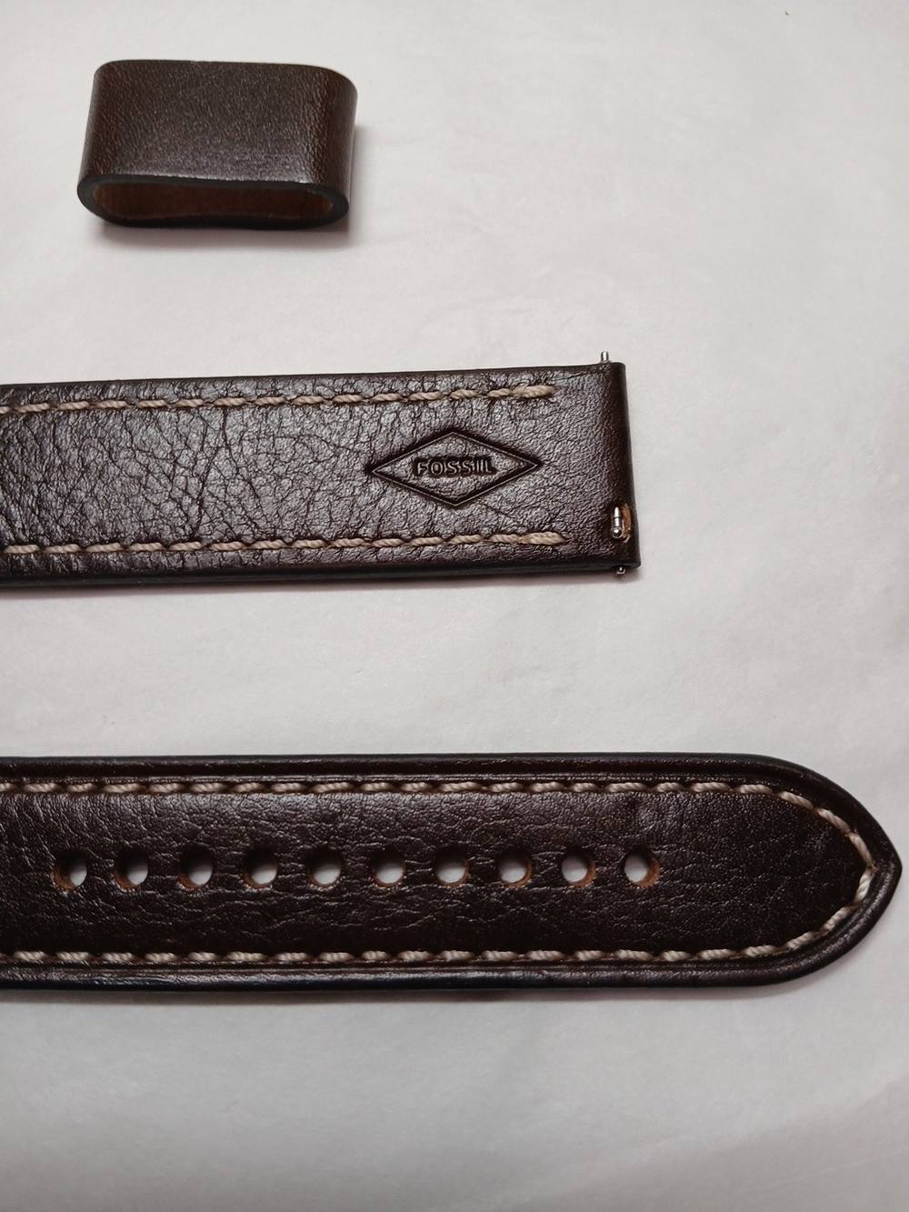 Fossil Dark Brown Leather Watch Strap with Silver Buckle 22mm Unisex NEW